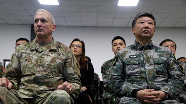 Liu Xiaowu (R), army commander of the Chinese southern military region, and General Robert Brown, commanding general of the US Army Pacific.(REUTERS) Liu Xiaowu (R), army commander of the Chinese southern military region, and General Robert Brown, commanding general of the US Army Pacific.(REUTERS)