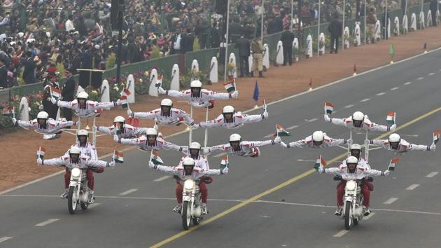 Military police showcase their skills on motorbikes. (Raj K Raj/HT photo)