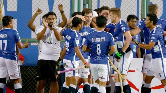 Dabang Mumbai players celebrate after scoring a goal against Punjab Warriors in the Hockey India League. (HIL) Dabang Mumbai players celebrate after scoring a goal against Punjab Warriors in the Hockey India League. (HIL)