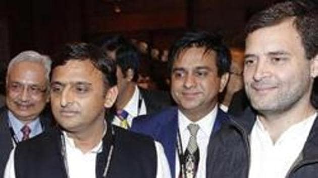 File photo of Uttar Pradesh CM Akhilesh Yadav with Congress vice president Rahul Gandhi. The two parties have formed an alliance for the upcoming assembly polls in the state. (Raj K Raj / HT Photo) File photo of Uttar Pradesh CM Akhilesh Yadav with Congress vice president Rahul Gandhi. The two parties have formed an alliance for the upcoming assembly polls in the state. (Raj K Raj / HT Photo)