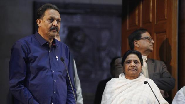 Afzal Ansari announcing the merger of QED with BSP on Thursday. (HT Photo) Afzal Ansari announcing the merger of QED with BSP on Thursday. (HT Photo)