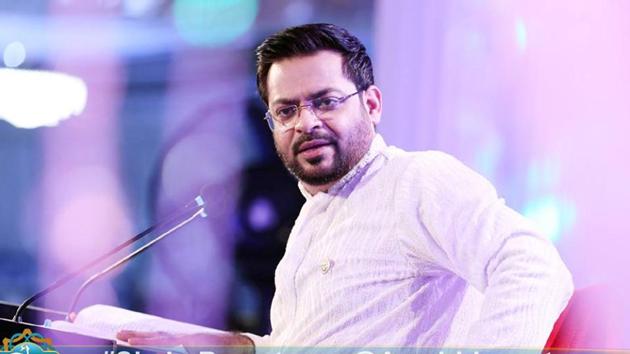 Controversial Pakistani TV personality Aamir Liaquat, who defied a ban on his show by the country’s media regulator. (Courtesy aamirliaquat.com) Controversial Pakistani TV personality Aamir Liaquat, who defied a ban on his show by the country’s media regulator. (Courtesy aamirliaquat.com)