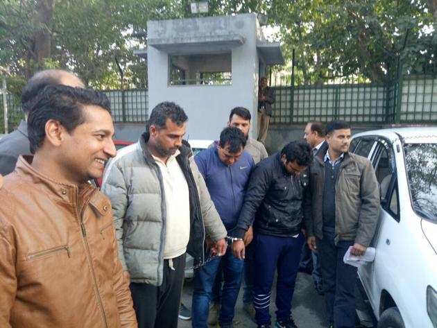 The accused Azad Singh (36), Manoj (37) and Sunil (27) in police custody. The accused Azad Singh (36), Manoj (37) and Sunil (27) in police custody.