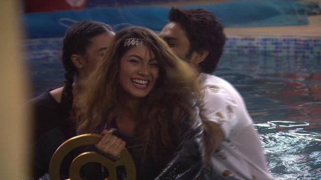 Like this one showing a moment of happiness between Bani and Lopramudra.