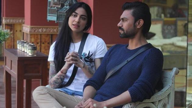 A peek into the confusing friendship between Bani and Gaurav, in one of their more peaceful moments.