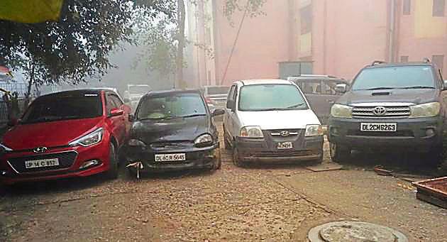 Police on Saturday arrested five people from southwest Delhi and busted a gang of carjackers associated with notorious car thief Manoj Bakkarwala, who is behind bars. Police on Saturday arrested five people from southwest Delhi and busted a gang of carjackers associated with notorious car thief Manoj Bakkarwala, who is behind bars.