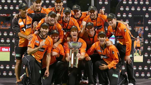 Perth Scorchers Crush Sydney Sixers By Nine Wickets To Win Big Bash Final Hindustan Times Big bash controversy as favourites melbourne stars collapse at the finish line and lose the final. perth scorchers crush sydney sixers by