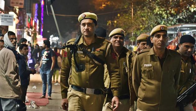 Delhi police has strengthened deployment in the national capital in view of Beating Retreat ceremony on Sunday and Martyr’s Day at Rajghat on Monday.(HT Photo for representational purpose only)