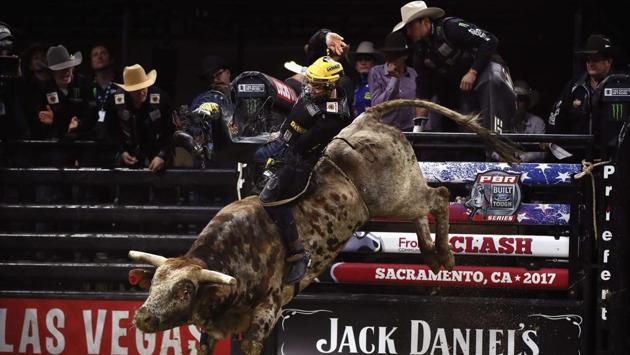 Jess Lockwood competes in the PRB Frontier Communications Sacramento Clash at Golden 1 Center on January 27, 2017 in Sacramento, California. (Ezra Shaw/Getty Images/AFP ) Jess Lockwood competes in the PRB Frontier Communications Sacramento Clash at Golden 1 Center on January 27, 2017 in Sacramento, California. (Ezra Shaw/Getty Images/AFP )