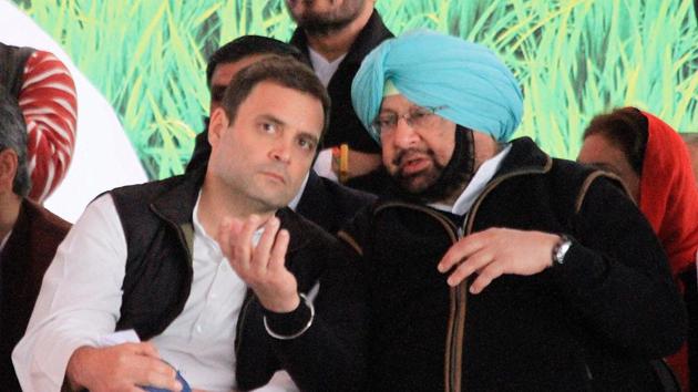 Congress vice-president Rahul Gandhi with PPCC president and party's Punjab CM candidate Captain Amarinder Singh at an elecation rally in Jalalabad Fazilka district on Saturday. (PTI Photo) Congress vice-president Rahul Gandhi with PPCC president and party's Punjab CM candidate Captain Amarinder Singh at an elecation rally in Jalalabad Fazilka district on Saturday. (PTI Photo)