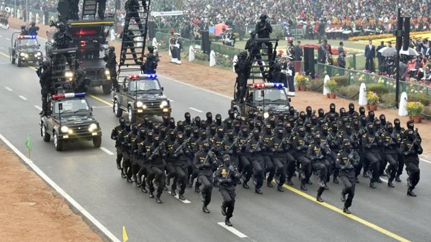 NSG commandos at the 68th Republic Day parade at Rajpath in New Delhi on Thursday. (Arvind Yadav/HT PHOTO) NSG commandos at the 68th Republic Day parade at Rajpath in New Delhi on Thursday. (Arvind Yadav/HT PHOTO)