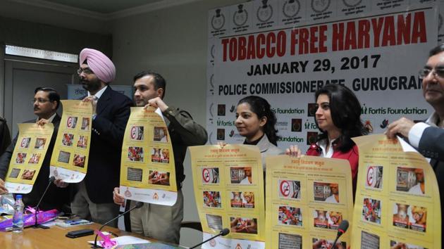 Gurgaon police commissioner Sandeep Khirwar and DCP head quarter Samarjeet Singh addressed a press conference about Tobacco-free Haryana on Sunday. (Parveen Kumar/HT Photo) Gurgaon police commissioner Sandeep Khirwar and DCP head quarter Samarjeet Singh addressed a press conference about Tobacco-free Haryana on Sunday. (Parveen Kumar/HT Photo)