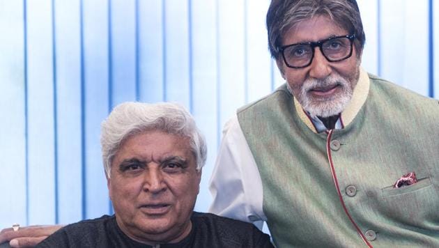 Javed Akhtar and Amitabh Bachchan share their memories of the iconic film Deewaar.(Satish Bate/HT PHOTO)