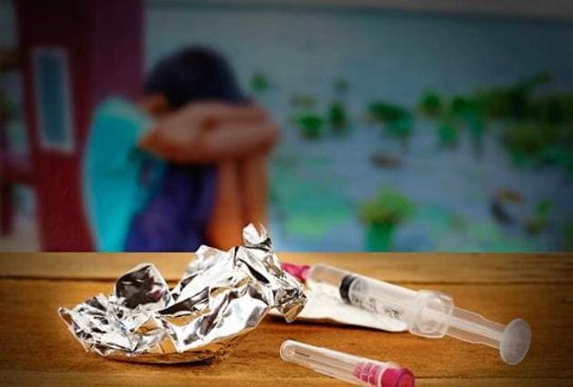 A national survey in 2014 found that, of the 4,024 minors surveyed, 83.2% used tobacco, 67.7% consumed alcohol, 35.4% used cannabis and 34.7% were sniffing glue and correction fluid.(Image: Shutterstock)