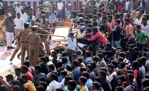 Pro-Jallikattu supporters remove police barricades during a protest in support of the bull-taming sport in Madurai.(PTI File) Pro-Jallikattu supporters remove police barricades during a protest in support of the bull-taming sport in Madurai.(PTI File)