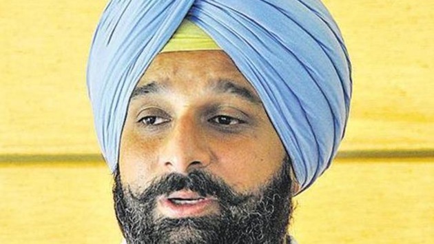 Punjab revenue minister Bikram Singh Majithia. (HT File Photo) Punjab revenue minister Bikram Singh Majithia. (HT File Photo)
