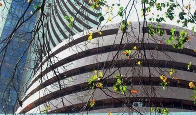 Bombay Stock Exchange's Sensex tanked 194 points after the Economic Survey was tabled in Parliament. (PTI) Bombay Stock Exchange's Sensex tanked 194 points after the Economic Survey was tabled in Parliament. (PTI)