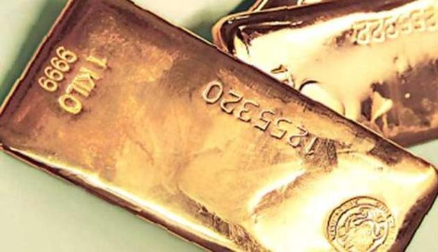 Cops said 24-year-old Nikhil Ghodke, a resident of Erandwane in Pune, was in touch with the accused for the past one year and was supposed to purchase 10 gold biscuits from them. (Representation pic) Cops said 24-year-old Nikhil Ghodke, a resident of Erandwane in Pune, was in touch with the accused for the past one year and was supposed to purchase 10 gold biscuits from them. (Representation pic)