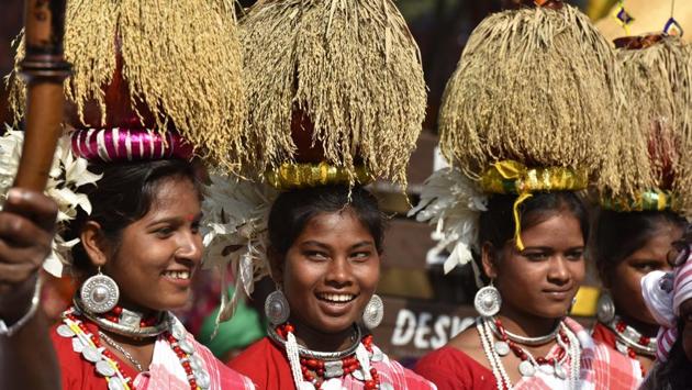 Colours galore: Surajkund International Crafts Mela 2017 | Hindustan Times