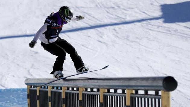 Jamie Anderson takes a practice run during the FIS Snowboard World Cup 2017 Ladies' Snowboard Halfpipe during the Toyota U.S. Grand Prix at Mammoth Mountain on January 31, 2017 in Mammoth, California. (Sean M. Haffey / AFP) Jamie Anderson takes a practice run during the FIS Snowboard World Cup 2017 Ladies' Snowboard Halfpipe during the Toyota U.S. Grand Prix at Mammoth Mountain on January 31, 2017 in Mammoth, California. (Sean M. Haffey / AFP)