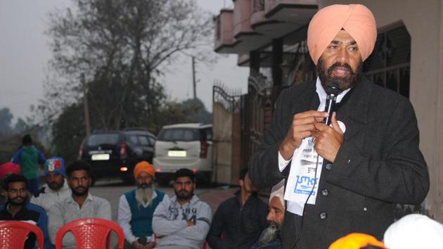 Former Indian basketball skipper Sajjan Singh Cheema is making his electoral political debut from Sulatanpur Lodhi Constituency in Kapurthala district. He is contesting on AAP ticket. (Anil Dayal/HT)
