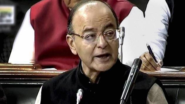 Union finance Minister Arun Jaitley presenting the Union Budget 2017-18 in Lok Sabha in New Delhi on Wednesday. (PTm) Union finance Minister Arun Jaitley presenting the Union Budget 2017-18 in Lok Sabha in New Delhi on Wednesday. (PTm)