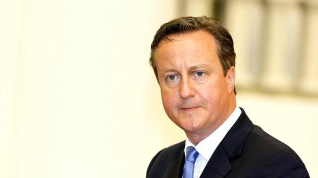 Former British Prime Minister David Cameron, who led the campaign for Britain to stay in the EU, met the owner of the Daily Mail tabloid, the country’s second-biggest selling paper with the largest online audience, to urge him to either rein in or sack its editor Paul Dacre. (File photo) Former British Prime Minister David Cameron, who led the campaign for Britain to stay in the EU, met the owner of the Daily Mail tabloid, the country’s second-biggest selling paper with the largest online audience, to urge him to either rein in or sack its editor Paul Dacre. (File photo)