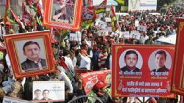 UP chief minister Akhilesh Yadav had written to the Prime Minister seeking to postpone the budget presentation till after the assembly polls were done to avoid the BJP gaining any undue advantage. (Deepak Gupta/HT File Photo) UP chief minister Akhilesh Yadav had written to the Prime Minister seeking to postpone the budget presentation till after the assembly polls were done to avoid the BJP gaining any undue advantage. (Deepak Gupta/HT File Photo)