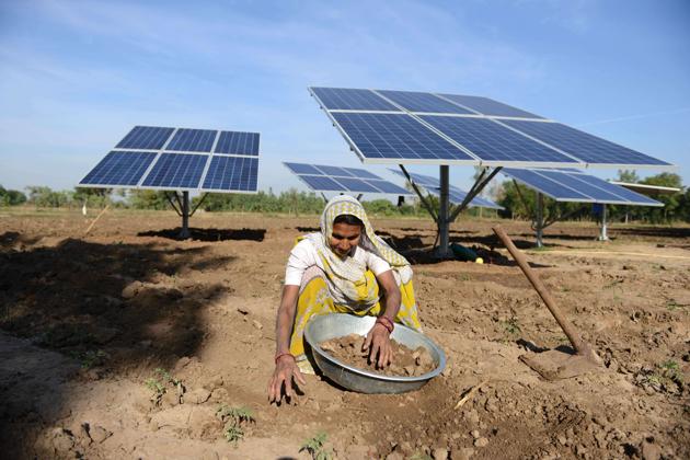 Solar Water Pumps Gain Popularity In Remote Villages - Hindustan Times