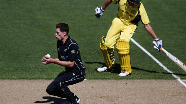 Mitchell Santner has urged New Zealand’s bowlers to maintain pressure versus Australia ahead of the crucial Chappell-Hadlee encounter in Napier.(Getty Images) Mitchell Santner has urged New Zealand’s bowlers to maintain pressure versus Australia ahead of the crucial Chappell-Hadlee encounter in Napier.(Getty Images)