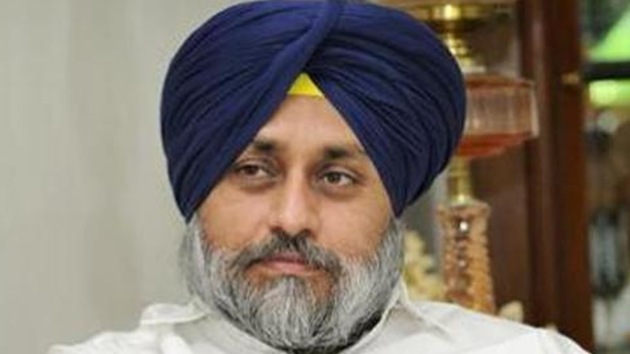 Punjab deputy chief minister Sukhbir Singh Badal was issued a notice by the Faridkot district court on an application filed against him for cancelling his bail in an attempt-to-murder case.(HTB File Photo)