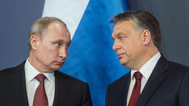 Russian President Vladimir Putin (L) and Hungarian Prime Minister Viktor Orban in 2015. (AFP photo) Russian President Vladimir Putin (L) and Hungarian Prime Minister Viktor Orban in 2015. (AFP photo)