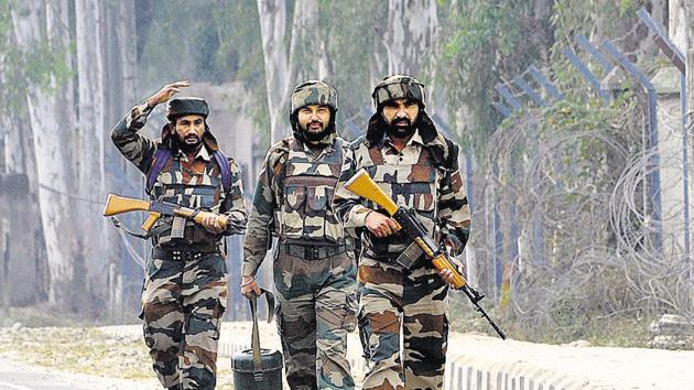 A hand grenade was hurled by suspected militants from a speeding car while a team of 2 JK Light Infantry was patrolling on foot.(HT photo)