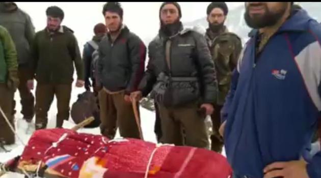 Sakina Begum, mother of Mohammad Abbas, died on January 29 at Pathankot, where her son, a soldier with the Jammu and Kashmir Light Infantry (JAKLI) regiment of the Indian army, was posted.(HT Photo)
