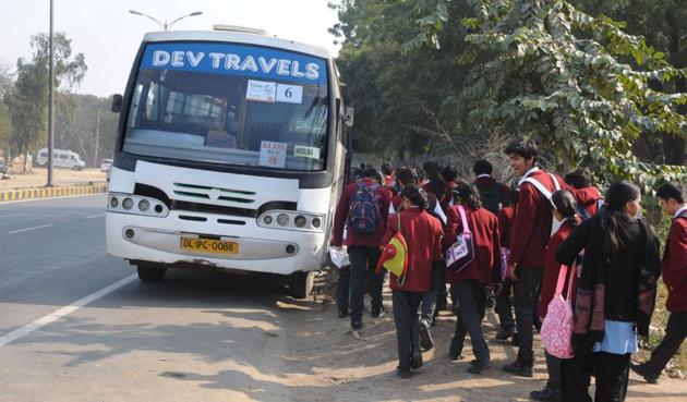 Many schools in Gurgaon hire private buses from contractors. (PARVEEN KUMAR/HT PHOTO) Many schools in Gurgaon hire private buses from contractors. (PARVEEN KUMAR/HT PHOTO)