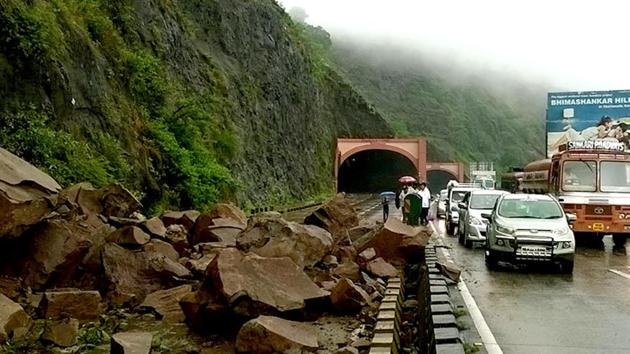 Many vehicles were stranded along the nearly 300-km long highway and would only be allowed to proceed further once the debris is cleared. (Representative Photo) Many vehicles were stranded along the nearly 300-km long highway and would only be allowed to proceed further once the debris is cleared. (Representative Photo)