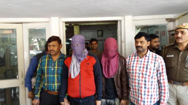 Rahul, Habib and their juvenile accomplice were nabbed from Shahdara district earlier this week . (HT Photo) Rahul, Habib and their juvenile accomplice were nabbed from Shahdara district earlier this week . (HT Photo)