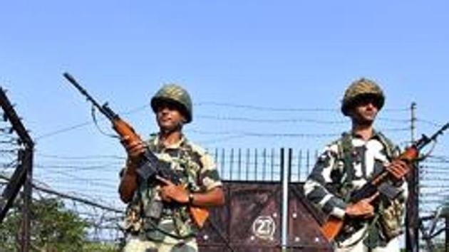 BSF is the country’s largest norder-guarding force and has a work force of 2.5 lakh personnel (.(HT Photo/Representative image)) BSF is the country’s largest norder-guarding force and has a work force of 2.5 lakh personnel (.(HT Photo/Representative image))