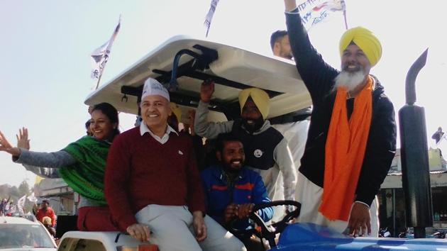 Delhi deputy chief minister Manish Sisodia during a road show in Faridkot. (HT File Photo) Delhi deputy chief minister Manish Sisodia during a road show in Faridkot. (HT File Photo)
