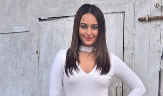 Sonakshi Sinha says she doesn’t intend to join politics.(HT Photo) Sonakshi Sinha says she doesn’t intend to join politics.(HT Photo)