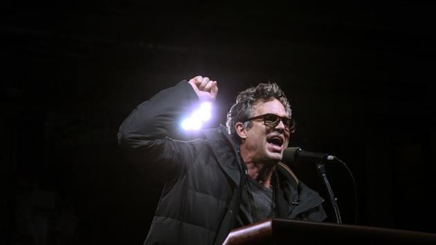 Actor Mark Ruffalo speaks at a protest against US President Donald Trump outside the Trump International Hotel.(REUTERS)