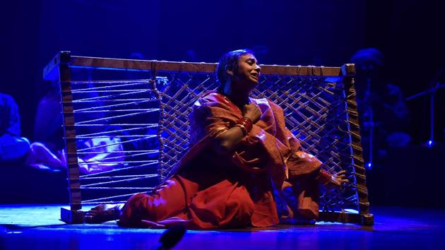 A performance of ‘Gabarghichoran ke mai’, a Bhojpuri and Hindi play, at the Shri Ram Centre. This year, the theme of the festival is ‘Whose theatre is it anyway?’. (Raj K Raj/HT PHOTO)