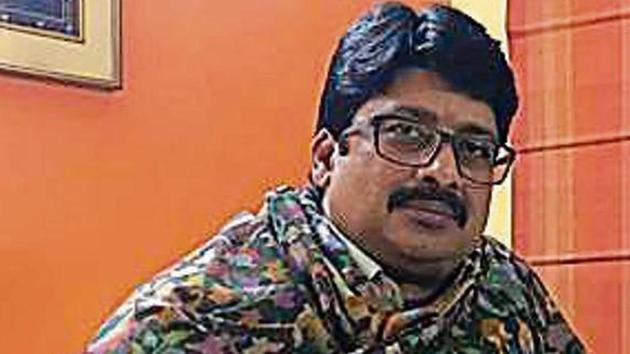 Raja Bhaiya is a cabinet minister in Akhilesh Yadav government. He is fighting as an independent candidate this election too, but has an indirect support of SP as it has not fielded a candidate on this seat. (HT photo) Raja Bhaiya is a cabinet minister in Akhilesh Yadav government. He is fighting as an independent candidate this election too, but has an indirect support of SP as it has not fielded a candidate on this seat. (HT photo)