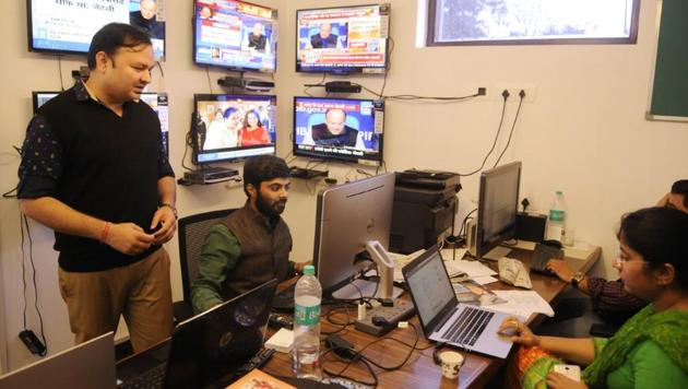 The Samajwadi Party’s war room appears tech-savvy and well-organised on the surface. However, the deeper one goes, the deeper the cracks seem to run.(Deepak Gupta/HT Photo) The Samajwadi Party’s war room appears tech-savvy and well-organised on the surface. However, the deeper one goes, the deeper the cracks seem to run.(Deepak Gupta/HT Photo)