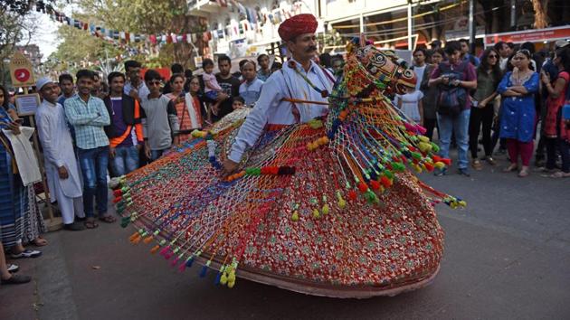 Traditional folk artists perform at Cross Maidan. (Pratik Chorge/HT )