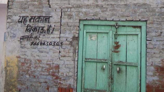 A property that is up for sale after its owner allegedly migrated from Kairana. The town in Shamli district hit the headlines last year after a local BJP leader alleged that hundreds of Hindu families were forced to leave following threats and intimidation. (HT File Photo) A property that is up for sale after its owner allegedly migrated from Kairana. The town in Shamli district hit the headlines last year after a local BJP leader alleged that hundreds of Hindu families were forced to leave following threats and intimidation. (HT File Photo)
