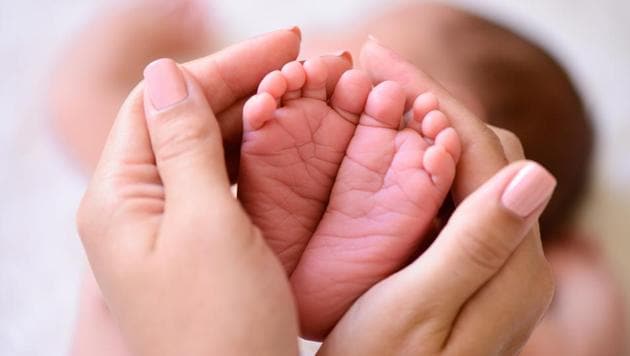 Unscrupulous medical facilities do not register children born to unwed mothers, leaving these newborn vulnerable to the illegal adoption system and human trafficking. (Getty Images/iStockphoto) Unscrupulous medical facilities do not register children born to unwed mothers, leaving these newborn vulnerable to the illegal adoption system and human trafficking. (Getty Images/iStockphoto)