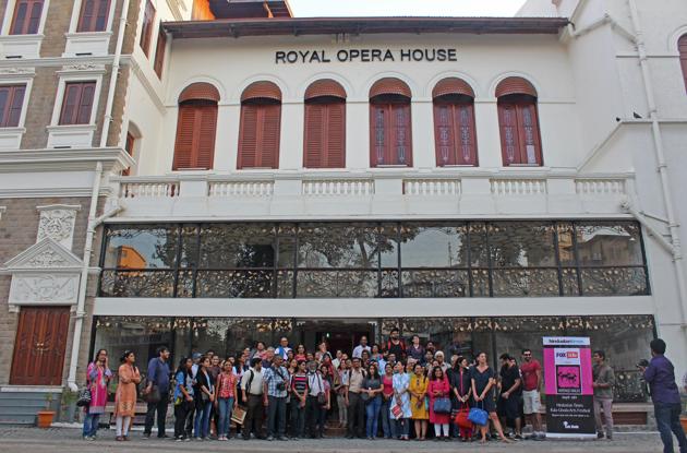 The theme of the walk was Mumbai’s entertainment industry and its evolution from street theatre to cinema, plus the rise of operas, with a tour of the opulently revamped Opera House.(Hindustan Times)