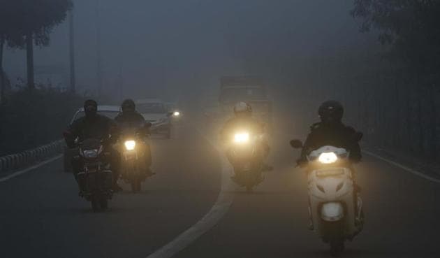 Weather department attributed this dip in mercury to the shifting wind pattern over the city. (Representation pic/HT) Weather department attributed this dip in mercury to the shifting wind pattern over the city. (Representation pic/HT)
