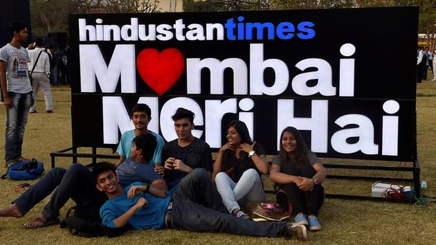 It’s always a good time to pose at the fest. (Anshuman Poyrekar/HT PHOTO) 